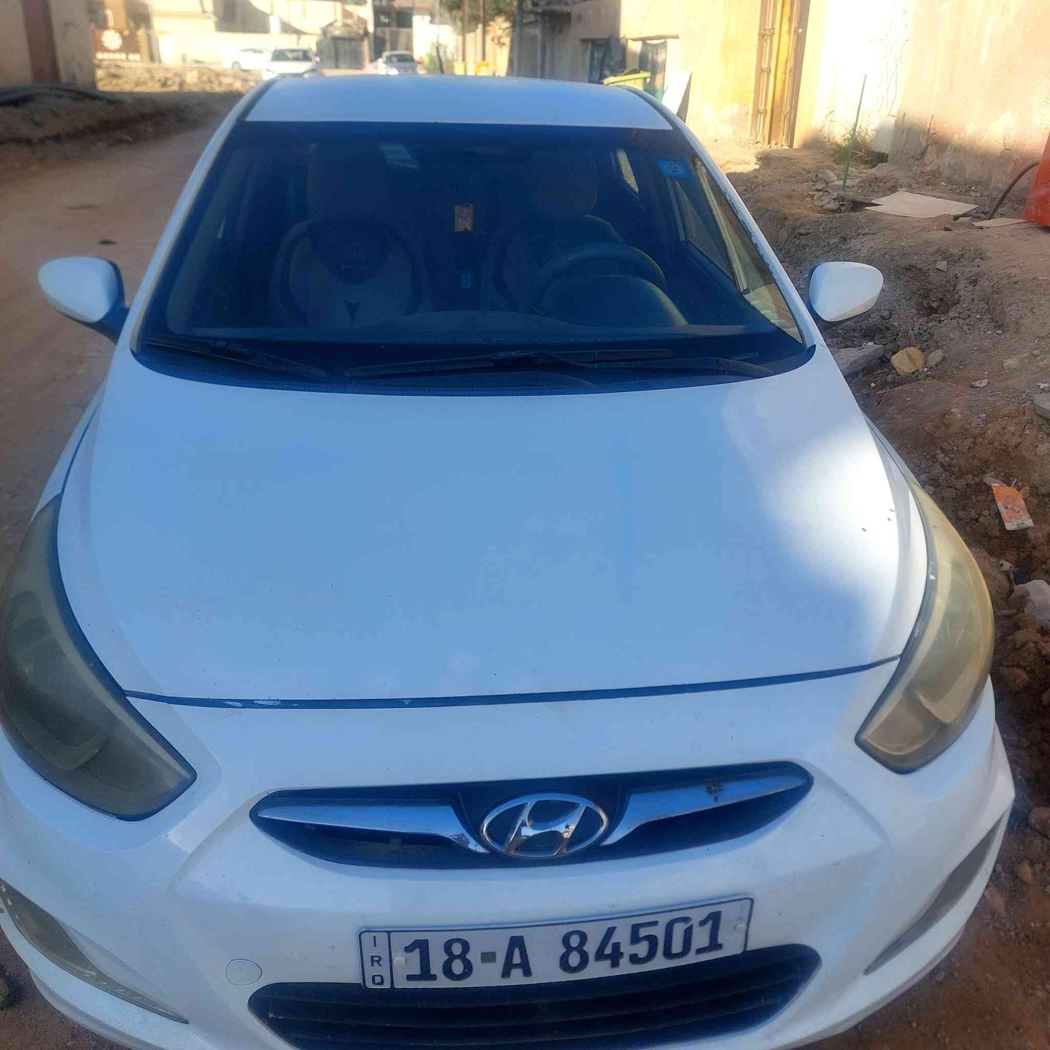 اكسنت 2016  وارد امريكي بابل ب اسمي مكان السياره حله شارع 60 محاربين .السياره حداديه وباتري تايرات جدد .حادث السياره مبين بصور كشف السونار السعر 100 .للاستفسار ***********
