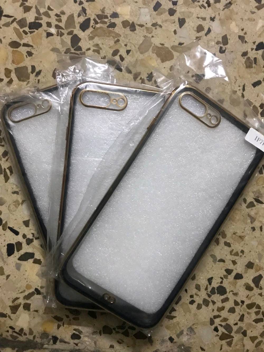 السلام عليكم كفرات جملة اقل شي 100قطعة اب55مع التوصيل تجيك تكيلة ايفون او اندرويد هواوي ريلمي 