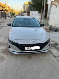 للبيع النترا موديل ٢٠٢١وارد كندي ماشية ١٠٨ نص مواصفات بصمة ابواب تدفئه...