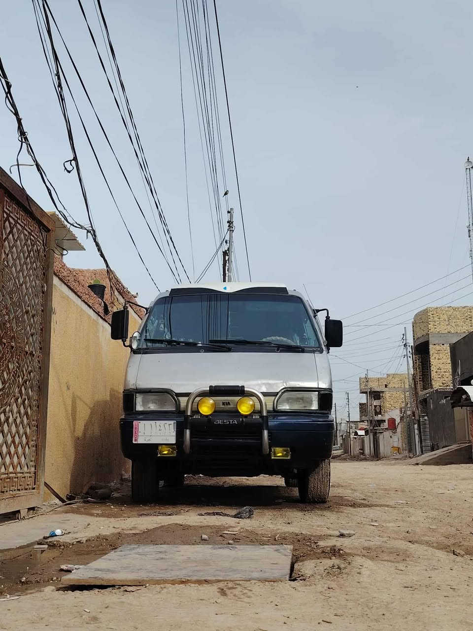 السلام عليكم كيه بستا موديل 93 سنويه ل 28 للبيع سيارة مكفوله مكينه كير اكسن كله جديد تخم تاير سياره بلاديه قطره صبغ مابيه شركة داخل جديد سياره جاهزة برغي ماعايزه سعره 57بيه مجال قليل مكاني بابل شراي يتصل ***********
