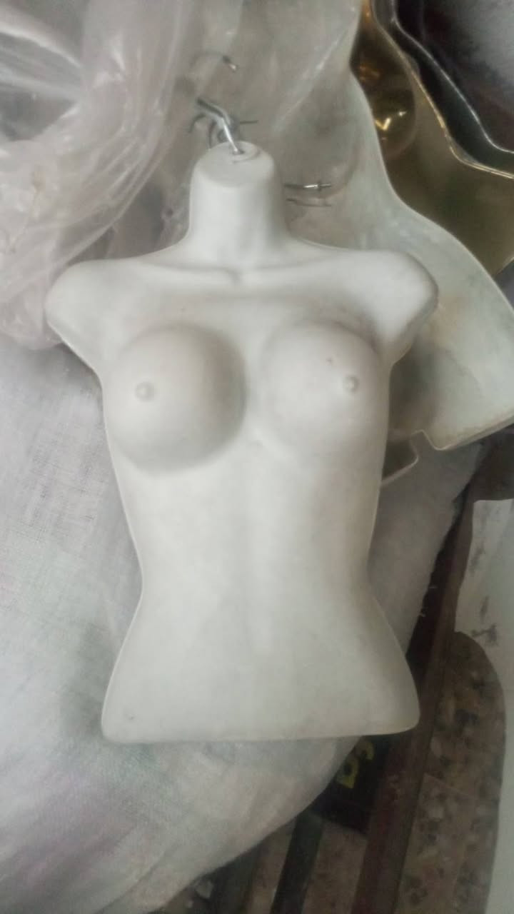 للبيع نضيفات وكاملات عيوني الي يحب يتواصل فقط بغداد 

مع احترامي وتقديري لكم


**إذا كنت صاحب هذا الإعلان وتريد حذفه لأي سبب، رجاءا أرسل رسالة إلى الدعم الفني**