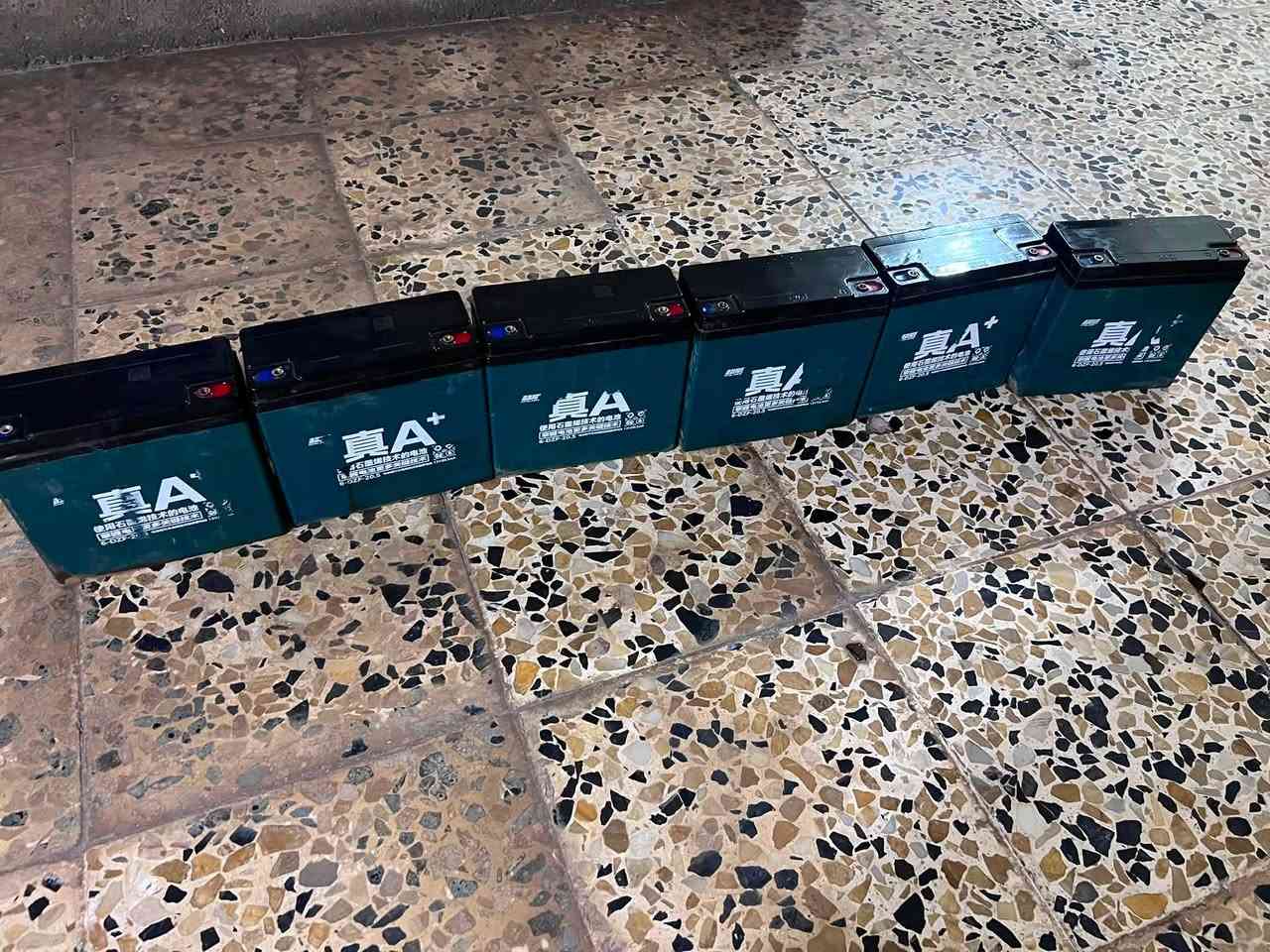 بطاريات البيع تجي تفحص وتاخذه ابيع شلع سعر 70


**إذا كنت صاحب هذا الإعلان وتريد حذفه لأي سبب، رجاءا أرسل رسالة إلى الدعم الفني**