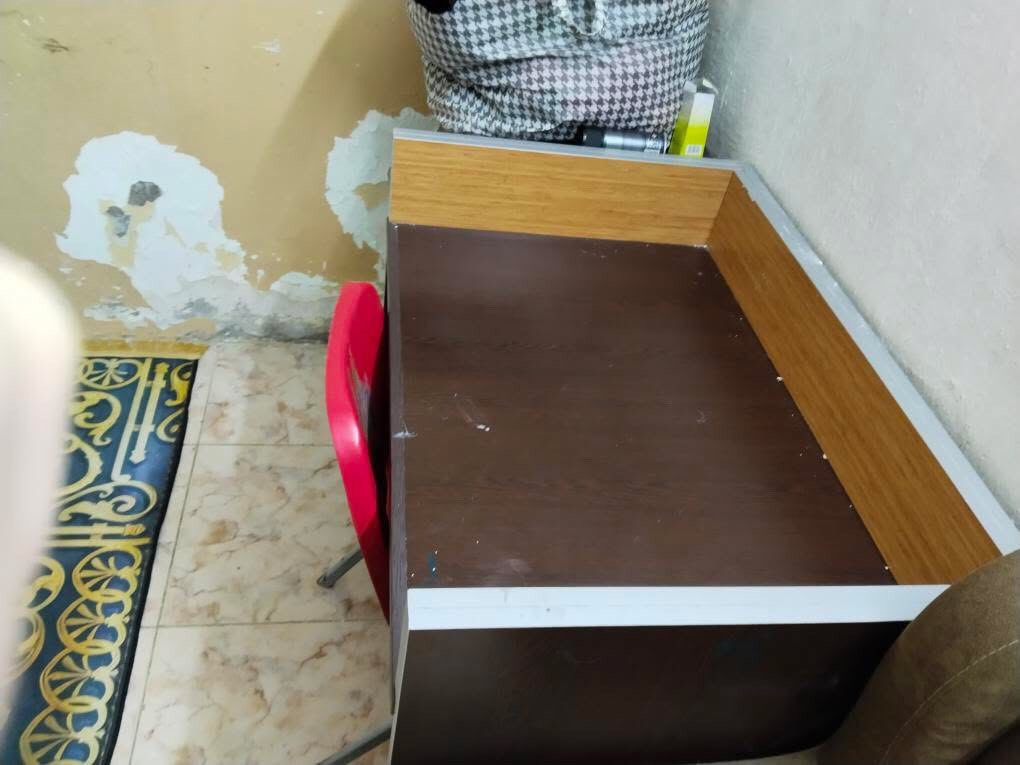 اسلام عليكم
ميز للبيع خشبي قوي من الفوك سمك الخشب اصبعين يفيد لدراسه واشياء اخرى 

سعره 50 . عنواني مشخاب توصيل عدي .


**إذا كنت صاحب هذا الإعلان وتريد حذفه لأي سبب، رجاءا أرسل رسالة إلى الدعم الفني**