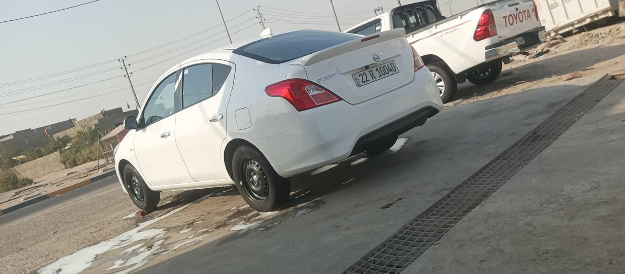 نيسان صني موديل 24 كفاله 
ماشيه 90الف البيع فقط ***********البصره الزبير 
السعر 117$
