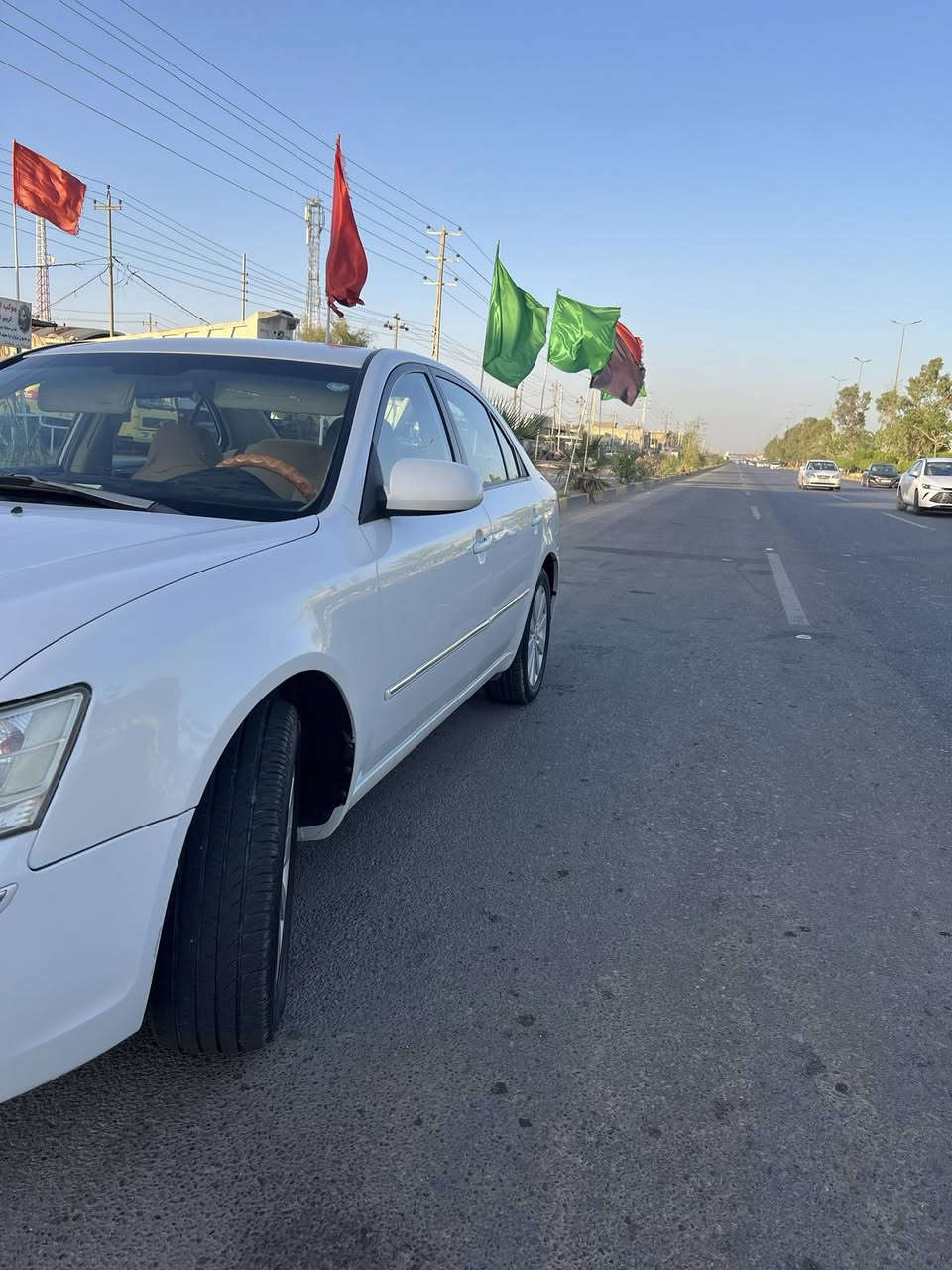 سلام عليكم سوناتا خليجي موديل 2009 محرك 2400 دوش السونار مرفق. ويه الصور مكان كربلاء حي العباس  ***********
