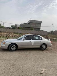 سوناتا موديل 2000 للبيع سياره جديده تبريد تدفئه07771555866.   السعر 62