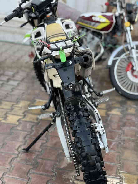 لبيع قفاز CRXمحرك300ما ناقصة اي شي العنوان ديالى جلولاء رقم ***********
