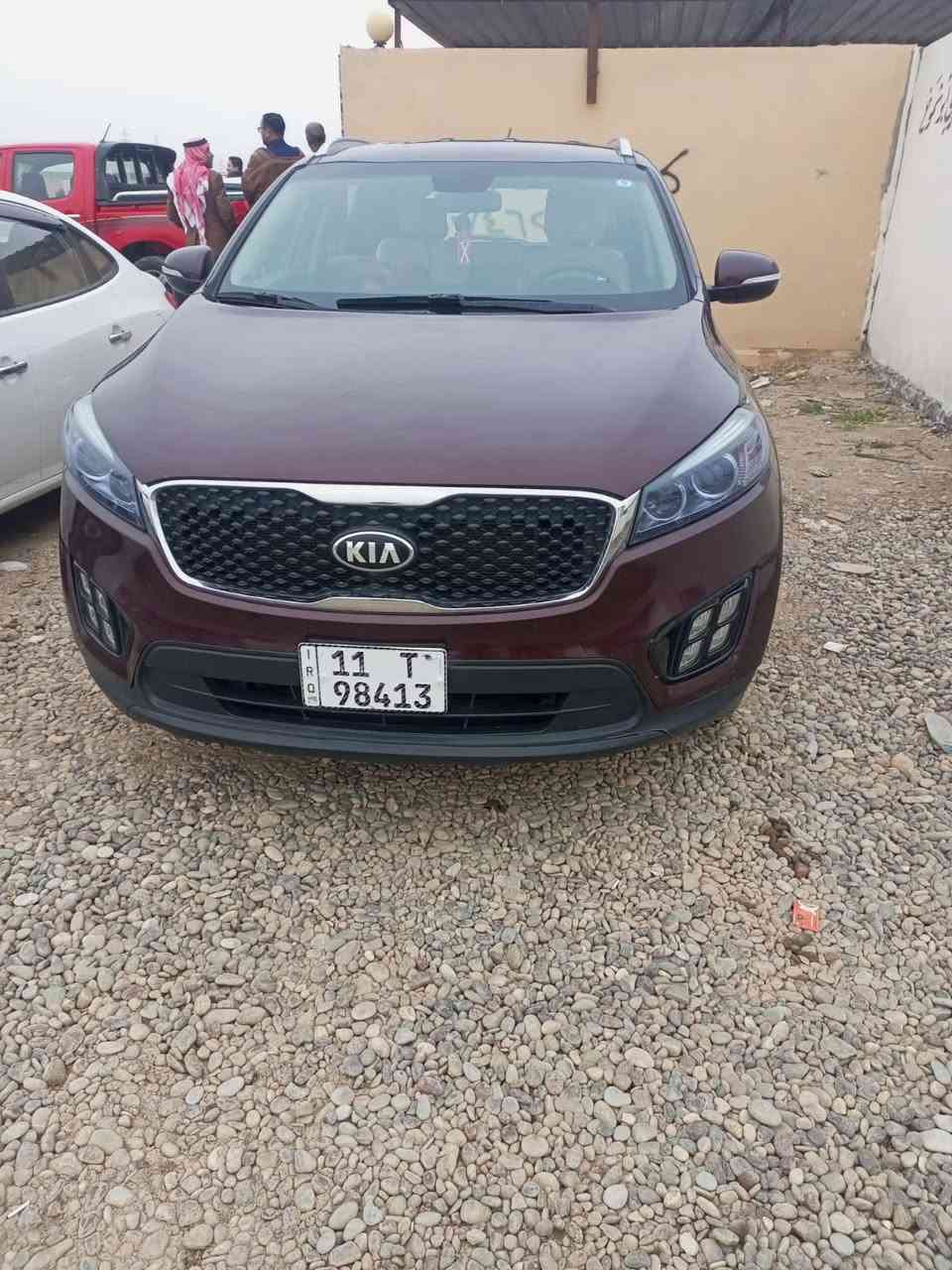 السلام عليكم للبيع سورنتو2017كلين مابيه صبغ خلاص محرك كازكيت مفتوح فقط شرط لاتبخير ولاصرف وكير شرط محرك4سياره جديده حيل مال بيت ماشيه146 امريكي السعر165وبيها مجال يرهم مراوس حسب القناعه رقم بغداد بسمي***********
