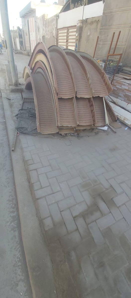 سلام عليكم اخوان عندي سقيفه 5× 3 اريد اراوس بوحده ٥ ×٤ يرحم والدي العنده لايقصر هاذه رقمي ***********
