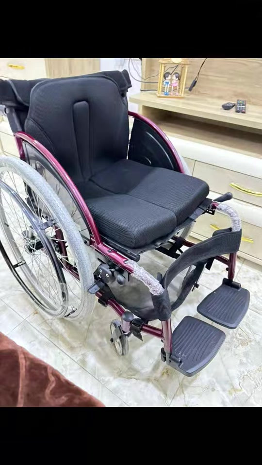 📢📢📢📢🧑‍🦼🧑‍🦼🧑‍🦼🧑‍🦼  السلام عليكم كرسي رياضي جديد بالكارتون حجم المقعد40 الإطارات نفخ قراصة وزن الكرسي 11كيلو  يطبك بسهولة المكان بغداد الإتصال على ارقام الهاتف *********** واتساب☎️  ***********📞  يوجد خدمة توصيل جميع المحافظات 🦼🦼🦼🦼🦼 #معوقين_العراق  #ارجو_الأعجاب_ومتابعة_البيج 🇮🇶🇮🇶🇮🇶🇮🇶🇮🇶🇮🇶🇮🇶🇮🇶🇮🇶
