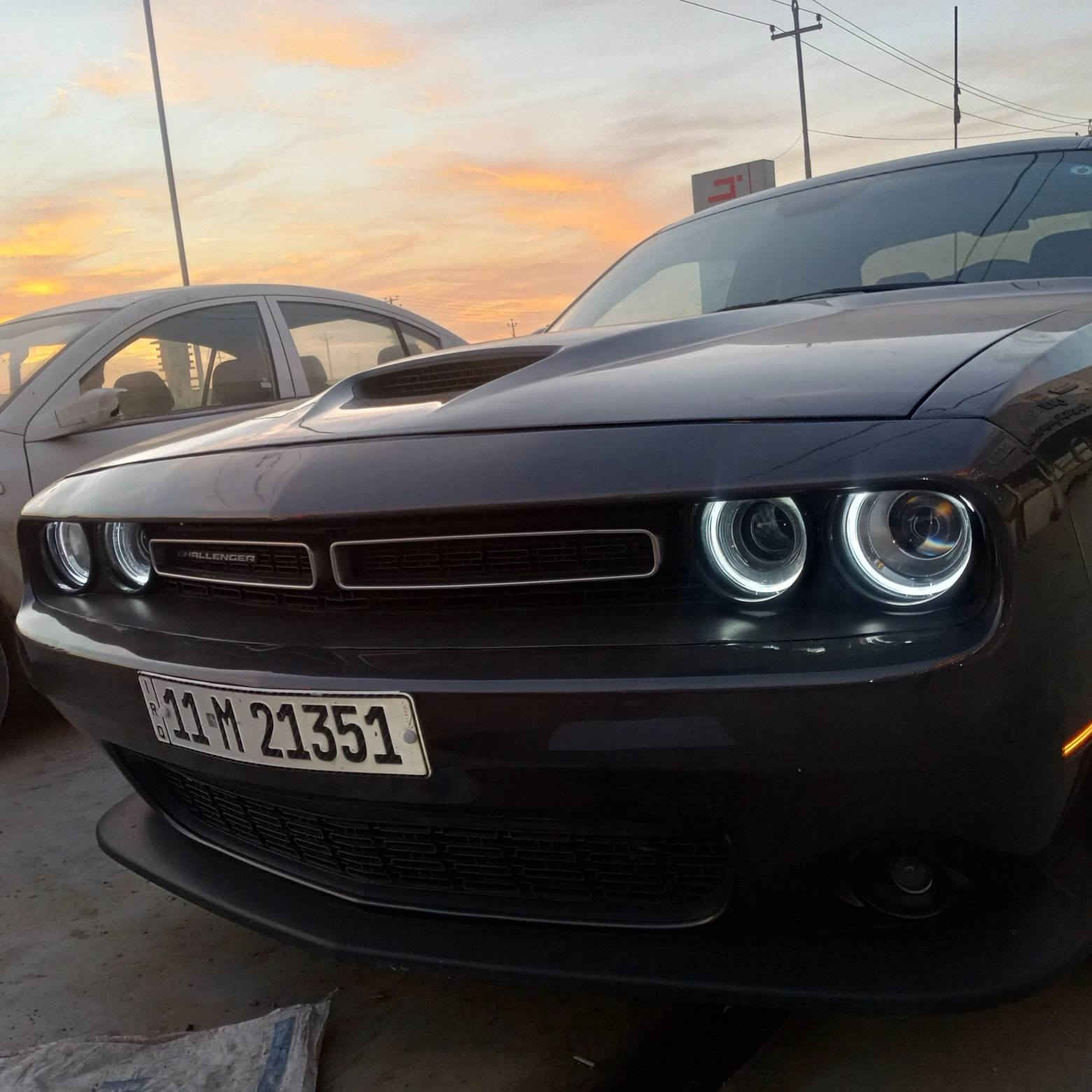 سلام عليكم
للبيع جالنجر ار تي 8 سلندر 
مكينه كير مكفوله عل وضع شركة 
موديل 22 
لون فيلي
سياره جاهزه 
صبغ جاملغين بونيد امامي باب سكن صبغ الباقي مكفول 
سياره جاهزه مناقصه شي 
ويل بيه تو سايز 
 اتصال عل رقم *********** اي ستفسار 
تحياتي لجميع 
السعر 178
