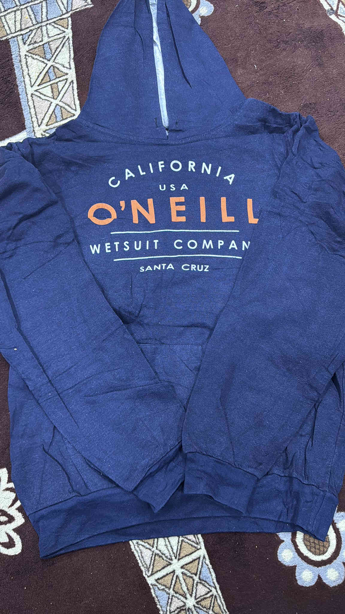 السلام عليكم بنات بالات كسر وعندي سويترات ٢)٥جدد وجواريب القطعه بربع  واكو اطفال جدد القطعه حسب القطعه مكاني الفحامه فرع مطعم كرم النور 
رقمي مفتوح وبي وتساب ***********
