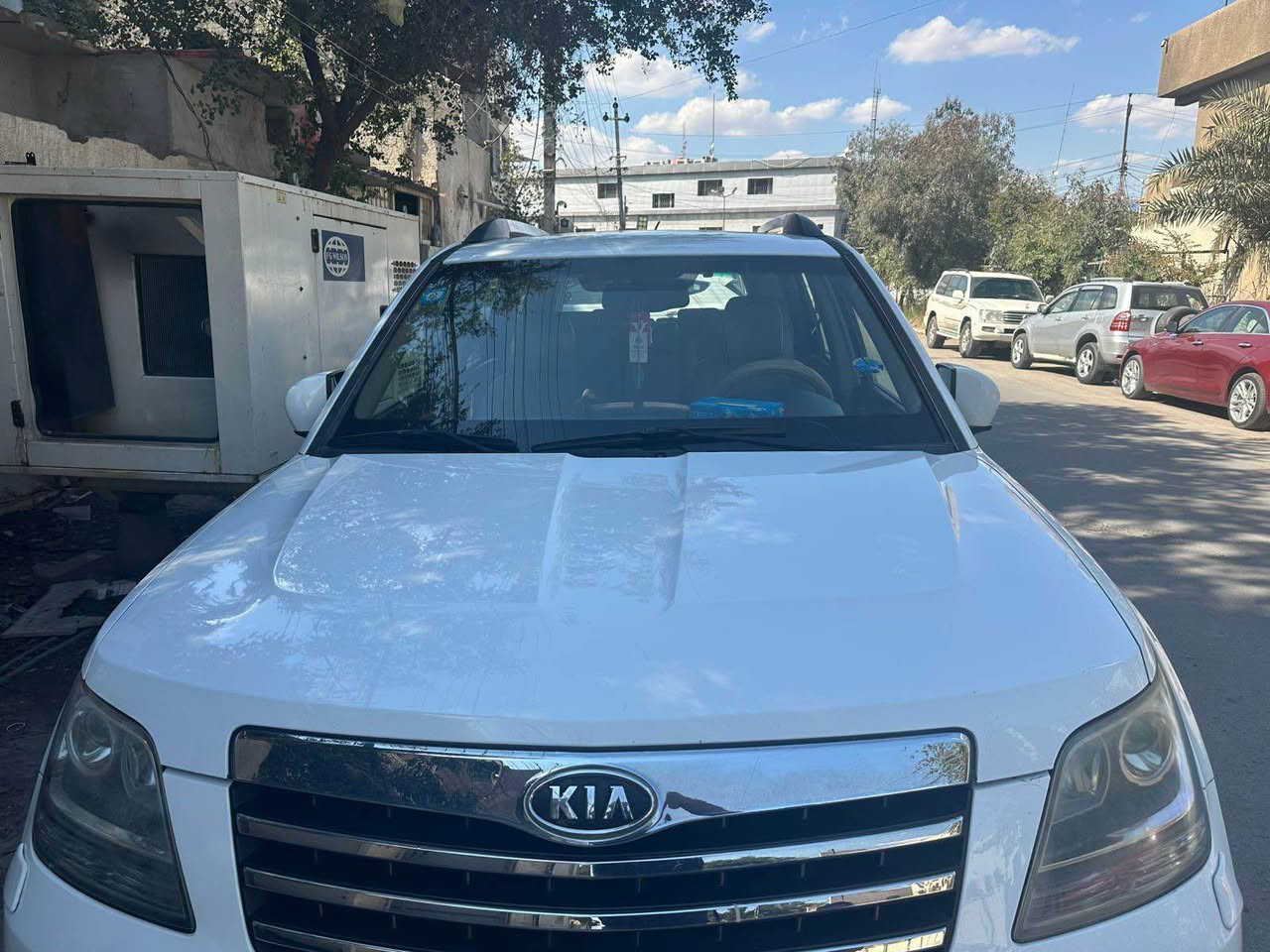 السلام عليكم كيا مهافي ٢٠١٠ السياره فول ماشيه ٩٦ بيها قطعتين تبديل الجاملغ الأيسر والبنيد  كير محرك حداديه كهربائيات مكفول تخم تاير السعر ١٣٥ وبي مجال بسيط *********** بغداد, العراق
