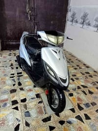 ماكس140 للبيع  السعر 250مستعجل على بيعتها  07710092437