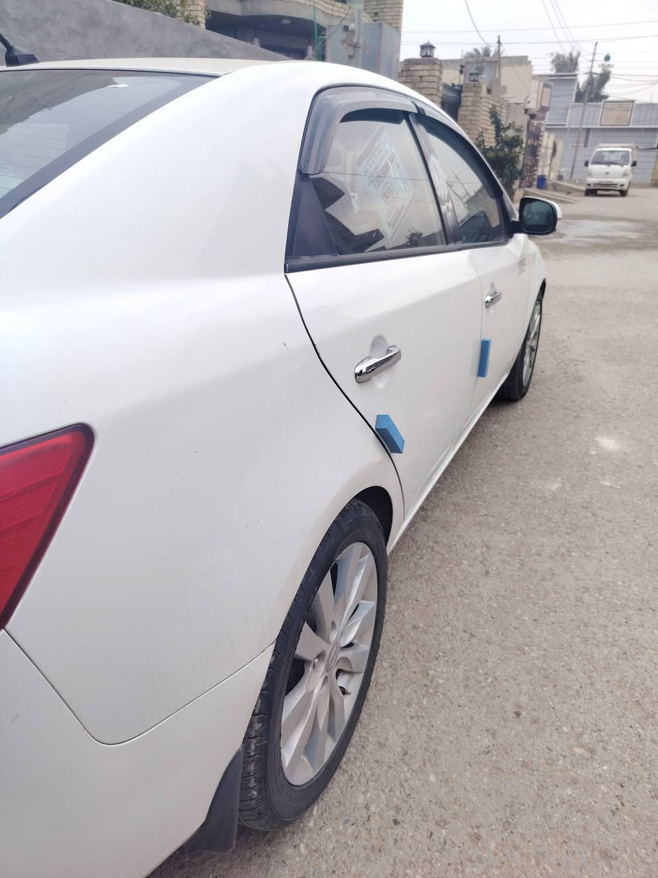 السلام عليكم سيراتو  موديل 2012 خليجية محرك 1600 دوش المرغوب سيارة جديدة. كير محرك كفالة تبريد تدفئة كلة شغال دوشمة جديدة صدرهة جديد كاملة مكملة السيارة السونار مرفق مع المنشور   السعر 110 وبيهة مجال العنوان ديالى ناحيه بني سعد ***********
