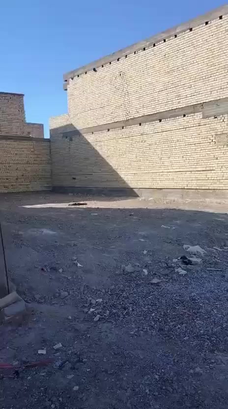 السلام عليكم قطعه #للبيع أرض المساحه 150م واجه 10 ونص
تباع كامله ونبيع 100 او 75 او 50 سند 25 بيها قرار محكمه الخطيب الزراعي شارع الضغط السايدين الرئيسي
خدمات كامله للاستفسار الاتصال برقم *********** او خاص مكتب الشرق الأوسط
