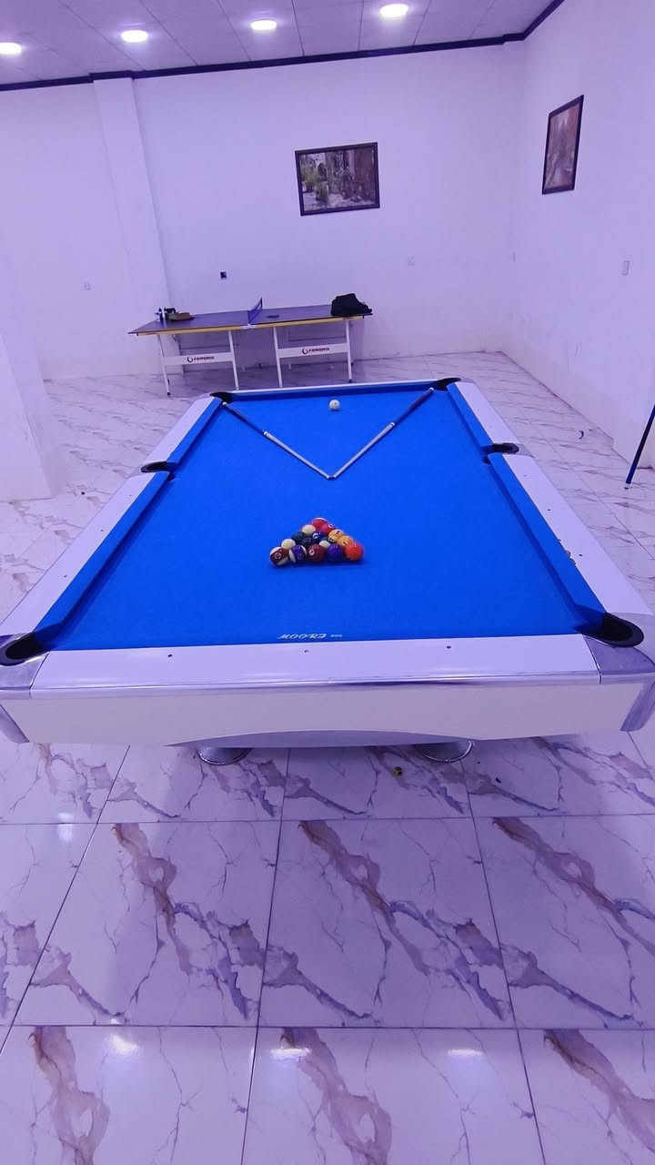 للبيع بلياردو مكانه خانقين كل عيب مابي لوك بعده ويا ٤ كيوب ابو فر مع سيت طوبات سعر ٨٥٠ و بي مجال بسيط ***********
