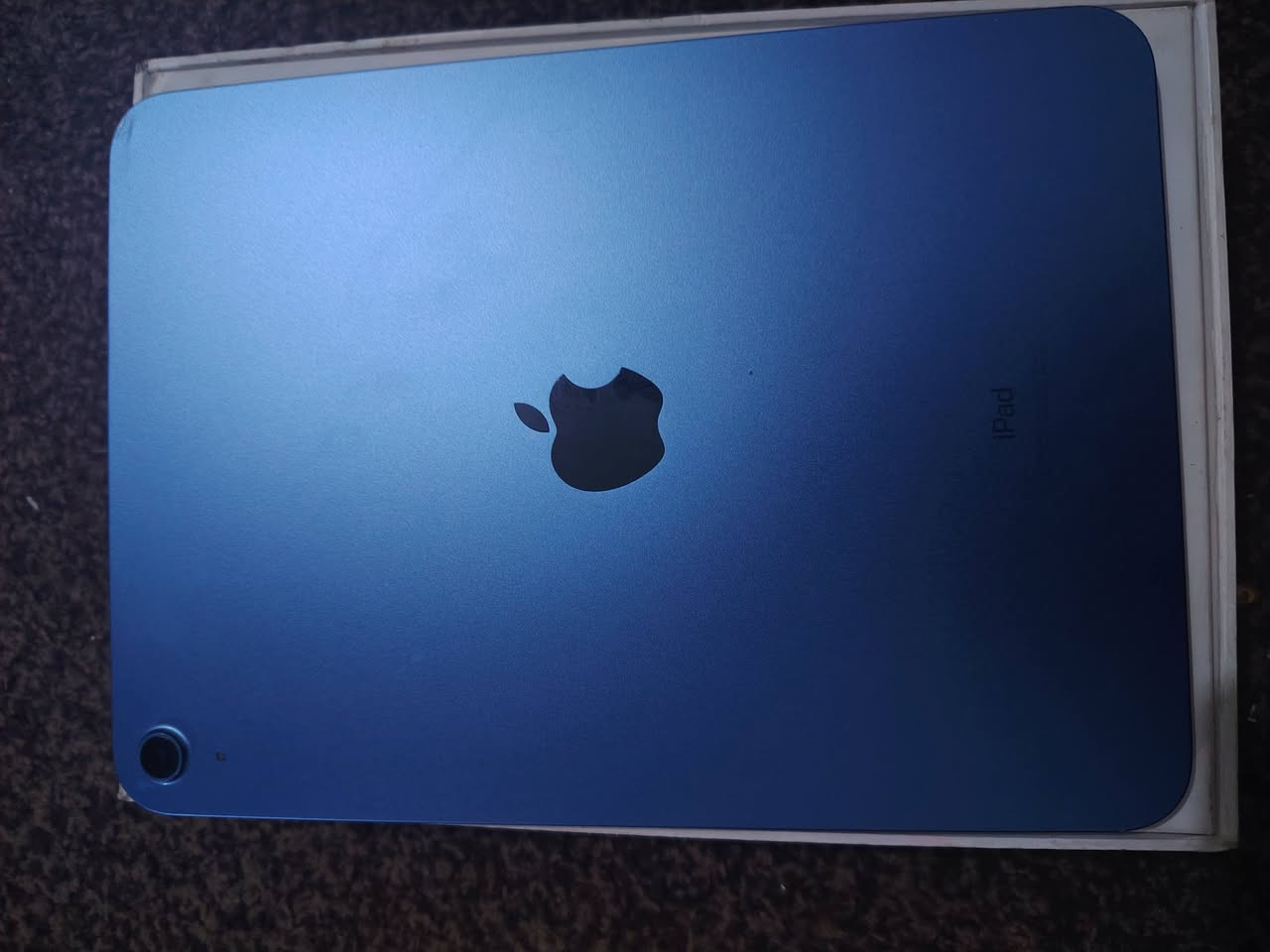 سلام عليكم 
ايباد 10 ذاكره 256
استخدام قليل فقط صدع بالزاويه وخدوش بالكاميرا 
سعر 490
مكاني بياع شرطه خامسه ماعندي توصيل
رقم ***********
