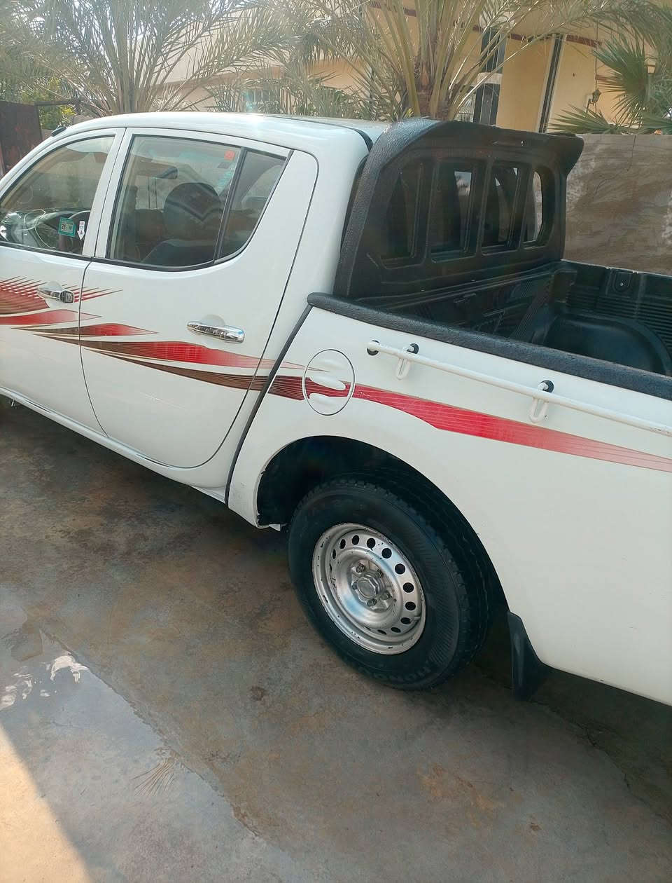 إعلان بيع سيارة
للبيع بيك أب ميتسوبيشي
📅 الموديل: 2011
📍 الرقم: /صلاح الدين الدجيل منطقة البفدعوس إنكليزي
🧾 الملكية: باسمي
📄 السنوية: نافذة لحد سنة2029

🔧 المواصفات:
 • مكينة 4 سلندر
 • كير + أكسل
 • نظام تبريد شغال 100%
 • كهرباء كاملة
 • جام كهرباء
 • السيارة 
 •
السيارة نظيفة  
سعر  123 وبيه شويه مجال
📞 للاستفسار: ***********
