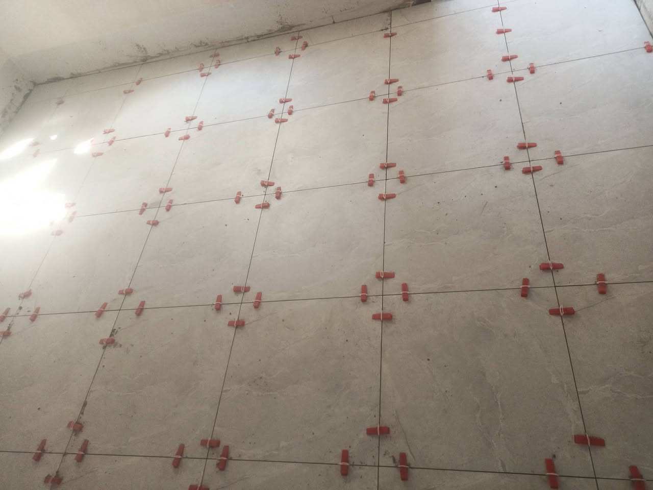 ‏السلام عليكم
‏سطوات ثنين  لتطبيق سيراميك لكافه عمل سيراميك والارضيات مرمر بورسلين كاشي دروجه بايات 
‏كادر عمل سطوات 2ثنين شغل درجه اولى 
‏ شغل كبان و على الليزر للتواصل   الرقم بى واتساب*********** متواجد جميع المحافظات 📞
‏متفرغ حالياً
‏
