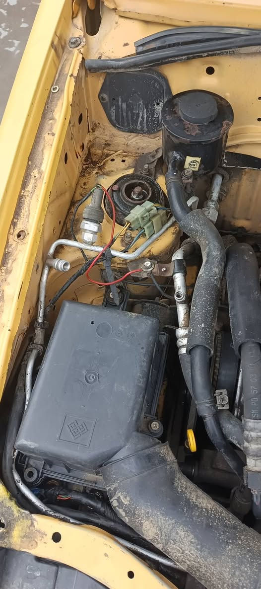 السلام عليكم سايبه 15 فيها ضربه شامله خلفي وامامي كيا محرك مقولات شوالصيها حلوه حداديه جديده الاستفسار *********** السعر 35 وبيها مجال
