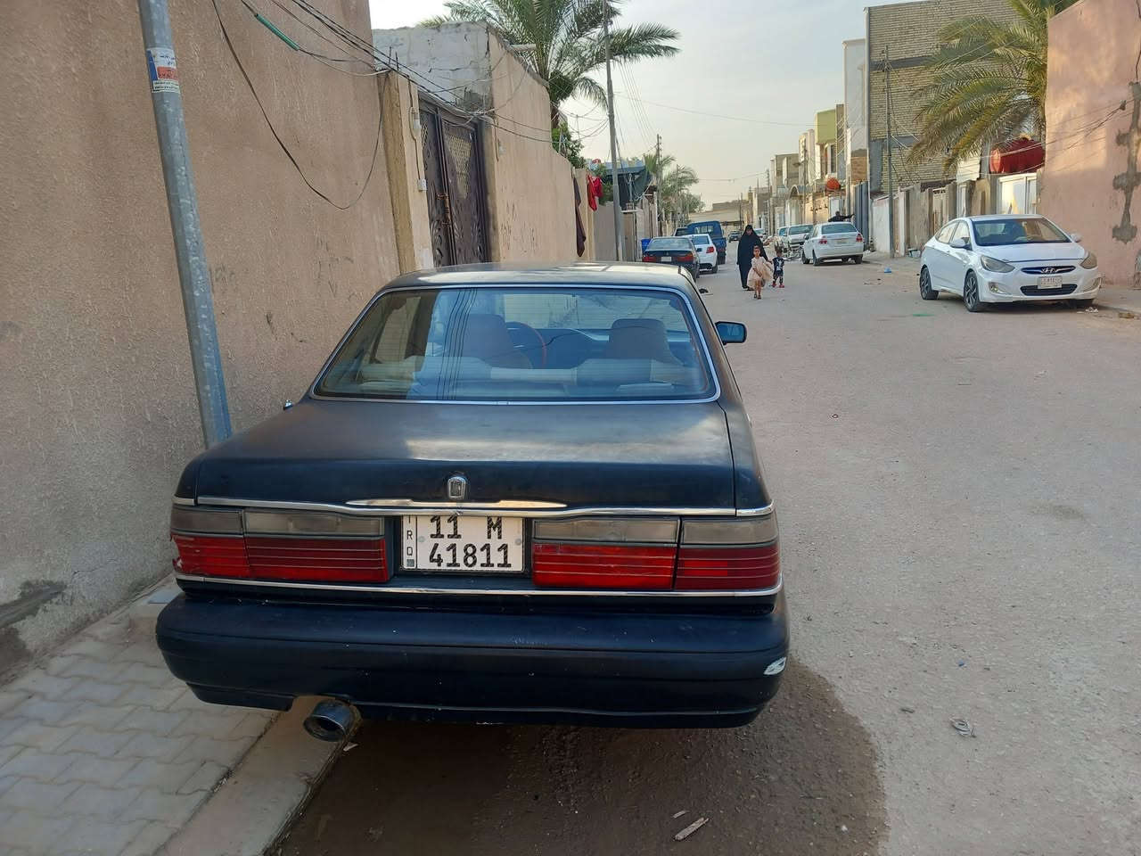 مرخصت المدير بونتيشا مكفولة تبريد شغال وبسمي رقم بغداد انكليزي سنويا لل ٣٠ حداديه جديده كير جديد مكينه حلوه السعر ٣٣ وبيها مجال ***********
