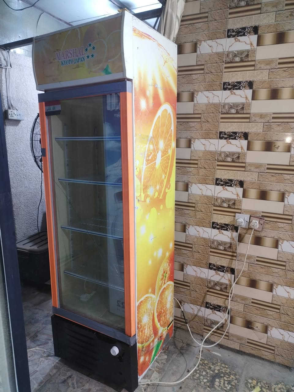 عارضات عمودي عدد 4 شغالات السعر كلهن 700 نهايتهن العنوان بغداد حي اور الشراي يتصل على هذا الرقم ***********
