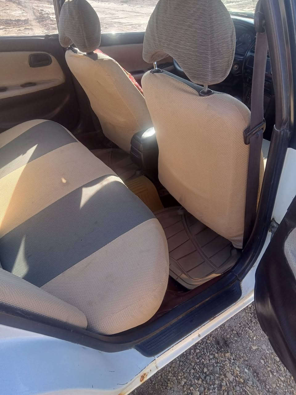 كورلا 92
للبيع 45قفل سنويه منتهيه سنتين 
تخم تاير باتري جديد كهربائيات كله سغال 
سنتر لوك ريمونت رعيها يمي بل غراف يريد مداور 
بيها كتاب من كريم حسون


**إذا كنت صاحب هذا الإعلان وتريد حذفه لأي سبب، رجاءا أرسل رسالة إلى الدعم الفني**