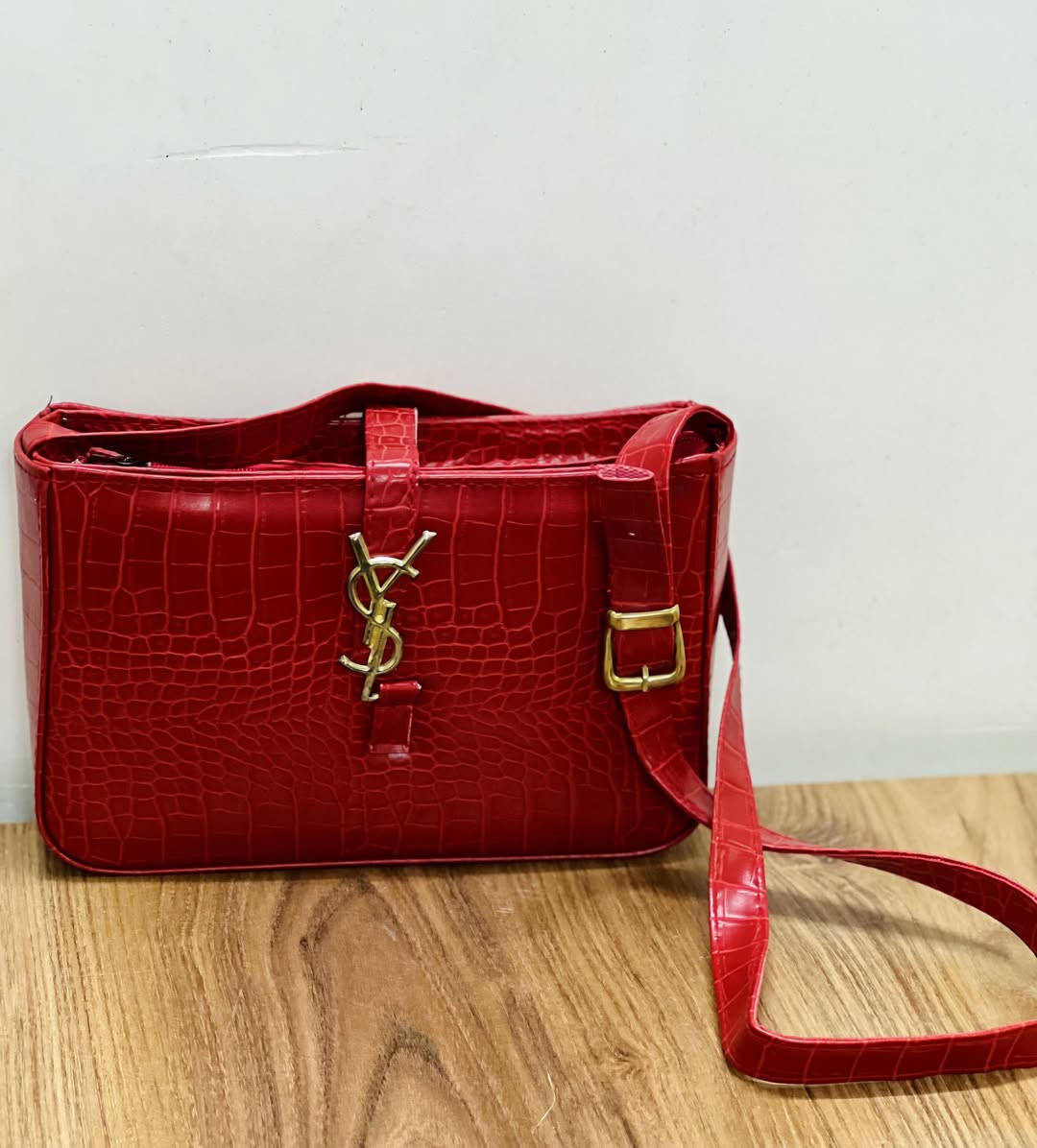 حقائب يد نسائية👜👛👝
سعر القطعة (5000)
يوجد توصيل داخل الموصل و جميع المحافظات
للحجز مراسلة الصفحة


**إذا كنت صاحب هذا الإعلان وتريد حذفه لأي سبب، رجاءا أرسل رسالة إلى الدعم الفني**