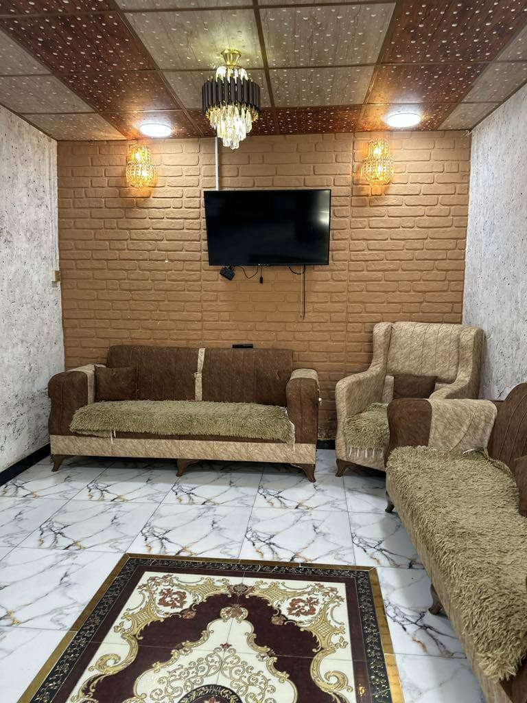 بيت للايجار موقع بابل حي الاما علي 
قرب #المستوصف ع الشارع #الرئيسي مباشر 
بناء #حديث درجه اولى قيمه الاجار 600 
للاستفسار الاتصال,***********
@إشارة
