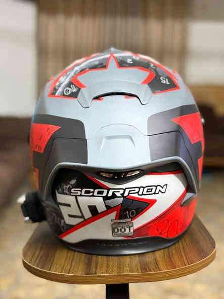 وياه جامه اضافيه وياه كارتونته وياه جنطه قماش هم مالته كل غراضه موجوده خلي رقمي ونشره 
***********
سعرها 900وبيها مجال
