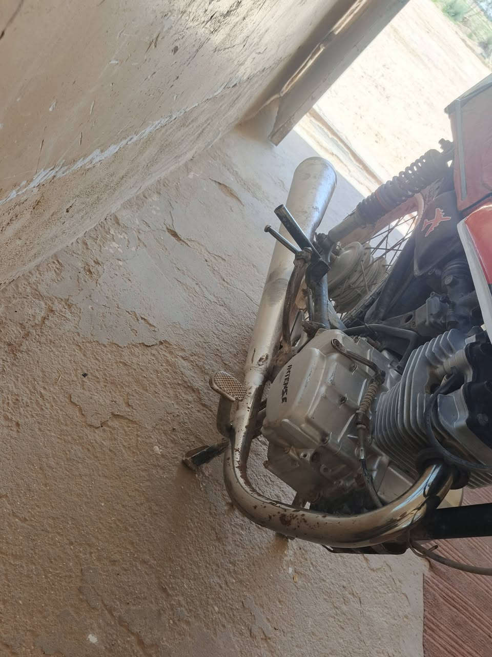 سلام عليكم اربعه كير مكفوله للبيع محرك الانتنس سعرها350وبيها مجال للستفسار***********
