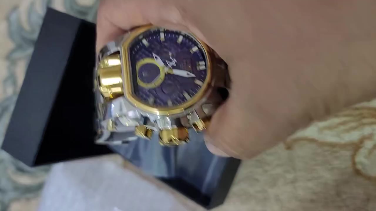 ساعه امازون خشنه سلستيل مكانه بغداد الحسينيه السعر 40 الف ***********
