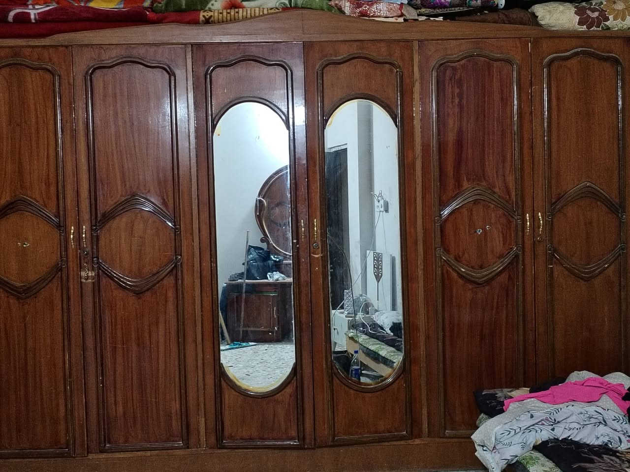 كنتور ٦ بيبان نظيف ب ١٧٥ وبي مجال والميز تواليت الصاج ب ٢٥ والميز تواليت الابيض ب ٤٠ وعندي بعد دوشك ابو النفرين نظيف ب ٥٠


**إذا كنت صاحب هذا الإعلان وتريد حذفه لأي سبب، رجاءا أرسل رسالة إلى الدعم الفني**