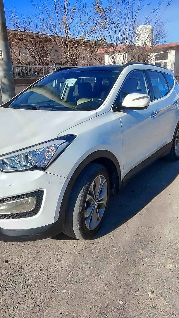 هۆندا سەنتافی مۆدیل 2013تۆماتیک  بێ سبوغ پانۆڕاما ئاوێنە شەفت  سێ مەقتەعە وABS فولە130هەزارڕۆیشتوە بەس بەسمەو جڵد نیە گێڕو مەکینە بەشەرت نەکرایتەوە بەناوی خۆمە  ***********
*********** كويسينجاك, أربيل
