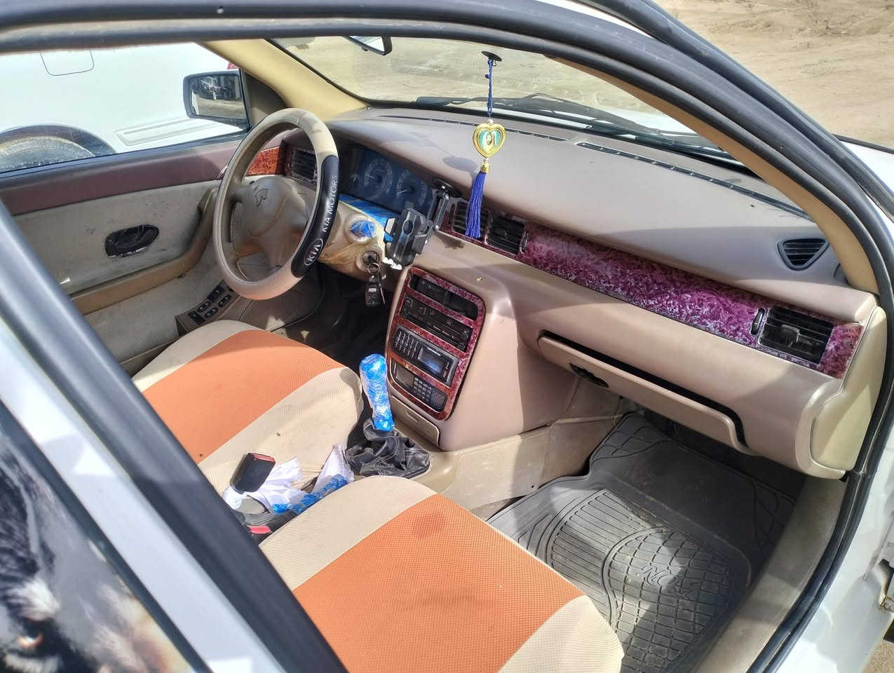 سلام عليكم سمند للبيع موديل 2011سياره جاهزه خير من الله مداور ثاني يوم رقم كربلاء عنوان  ناصريه قضاءالنصر  35وبيها مجال ***********
