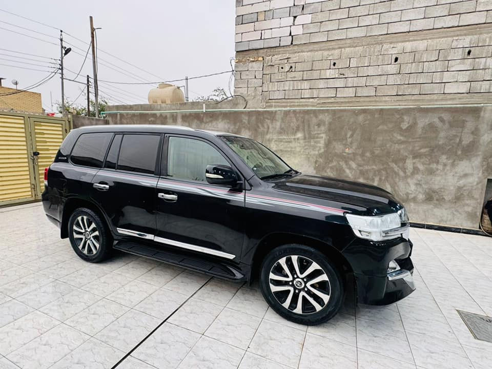 السلام عليكم للبيع سياره لاندكروز جكسار جديده موديل 2010 محدثه داخل وخارج 2021 اصلي رقم بغداد دولي تحويل ثاني يوم و المكينة 6 سلندر بلاد وكير كفالة مية بالمية حدادة تخم تاير ويل كب جديد تبريد تدفئة شاشة مضخمات فتحة سلايت لايت زنون أصلي كشافات زنون فول مواصفات العنوان البصرة الزبير 
السعر 249  قفل 🔒بيع مستعجل 
*********** 📞
