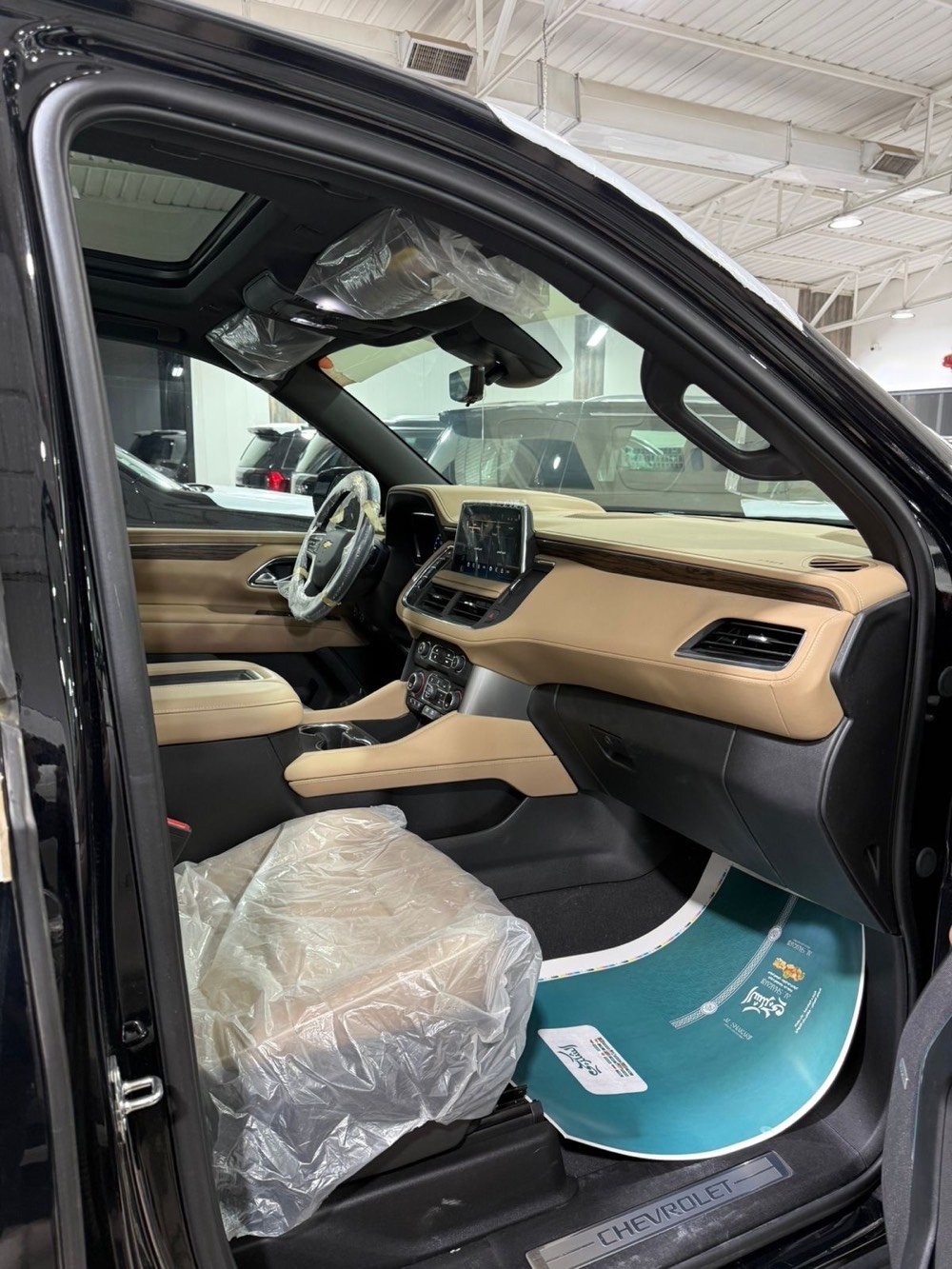 شركة الخليج العربي بغداد النهضة الشارع الثاني (*********** / *********** / *********** /***********)
السعر (98 مليون ) مع الرقم بغداد 
* تاهو برايمر زيرو 2024 رقم بغداد 
* ⁠ضمان وكالة المنصور 
* ⁠الموديل 2024 رقم بغداد
* ⁠اللون اسود العداد (زيرو)
* ⁠حجم المحرك : 5.3 Cc
* ⁠خمس كامرات محيطية 
* ⁠نظام الرفع (جكات)
* ⁠دفع رباعي (4 * 4)
* ⁠فتحة سقف (بانوراما)
* ⁠شاشة امامية بالحجم الكبير 
* ⁠علامة ضوئية سوداء 
* ⁠شاشات عدد (2)
* ⁠دوسات كهرباء 
* ⁠ردادارات تحديد مسار 
* ⁠قيادة ذاتية توقف ذاتي 
* ⁠كراسي كهرباء تبريد وتدفئة 
* ⁠جنطة كهرباء 
* بصمه تشغيل بصمات ابواب 
* رادار نقطة عمياء تحديد مسار 
* نظام تشغيل واطفاء السياره ذاتي نظام تحديد مسار
* ⁠حساس امامي خلفي 
* ⁠شركة الخليج العربي 
بغداد النهضة الشارع  الثاني ***********
السعر (98 مليون دينار) مع الرقم 
نضام البيع المباشر والمراوس (جملة مفرد)
ملاحظة:- يتوفر لدينا جميع انواع التاهو الجمسي