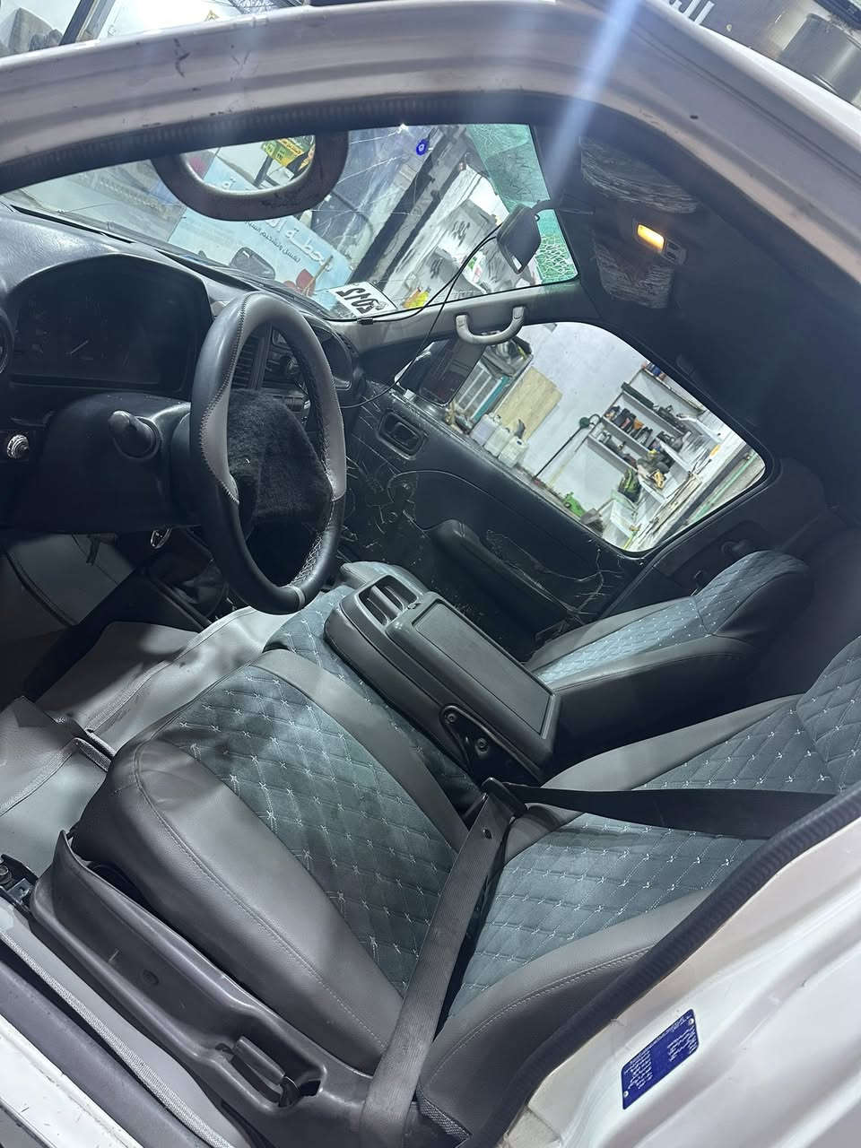 نيسان 2012 مكينه جديده صدر جديد تخم تايرات جديد محور كاز سياره كامله مابيهه نقص
رقم بغداد ب اسمي تحويل ثاني يوم ***********
