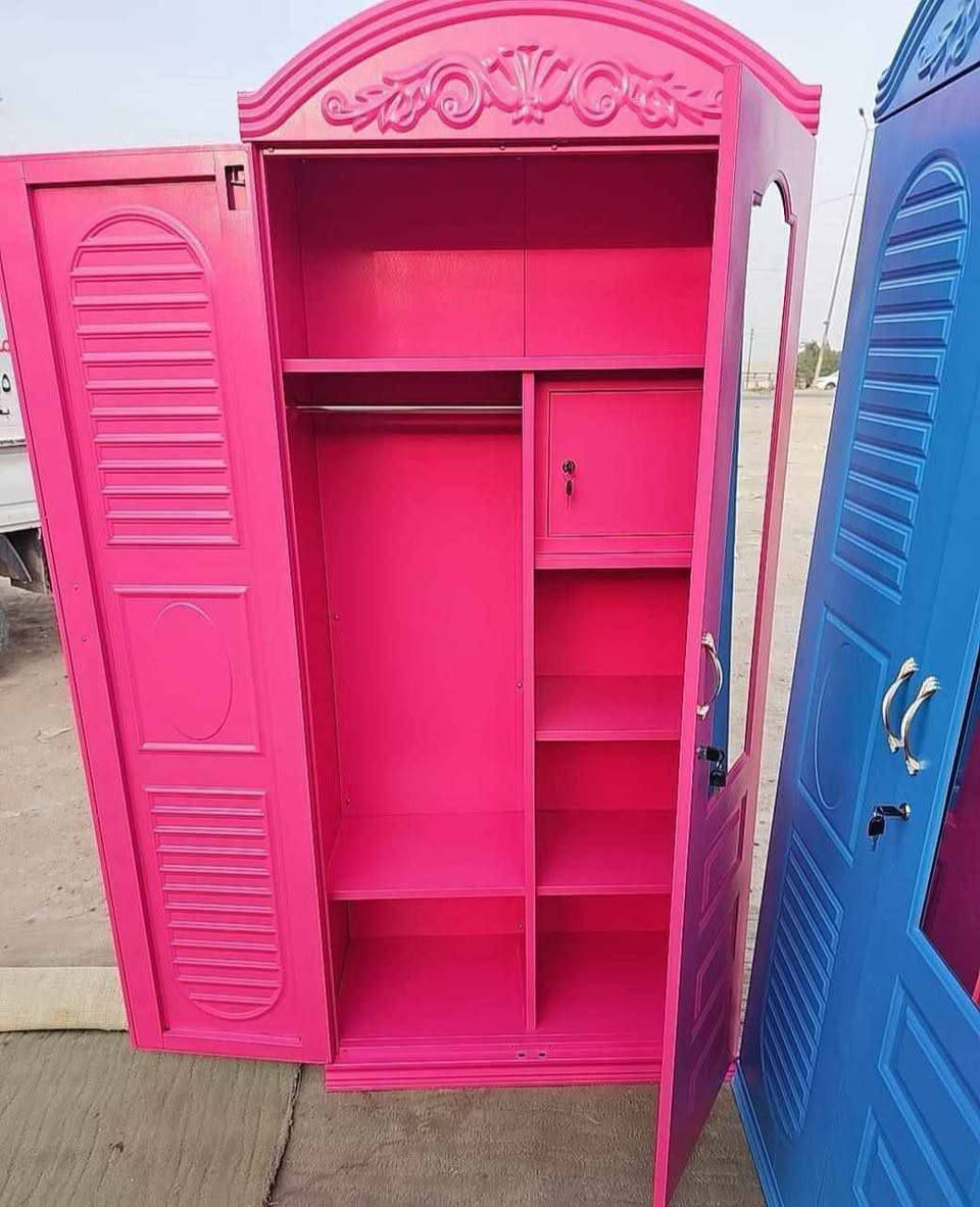 توفر من جديد 
#كنتور_حديد  مع قاصة داخلية وتعلاكة ورفوف اماراتي الصنع مو صيني 
ارتفاع 185 عرض 85 عمق 45 

الســعر ٢٠٠الف
توصيل بغداد 5 الاطراف 10محافظات
20 الف 
يوجد شد 10 الاف داخل بغداد بغداد, العراق


**إذا كنت صاحب هذا الإعلان وتريد حذفه لأي سبب، رجاءا أرسل رسالة إلى الدعم الفني**