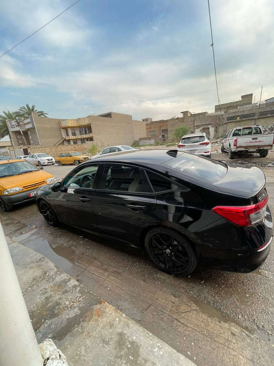 السلام عليكم عندي هوندا سفك ياباني موديل 2022للبيع بيها قطعتين وشويه من الباب  محرك 2000
تشغيل عن بعد سياقه ذاتيه تحديد مسار شفتات سرعه سايد بريك الاكتروني رقم ارييل هزه جديد سنويه 2030
السعر 130وبيها مجال تواصل ***********
