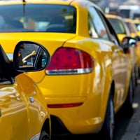 تكسي الدجيل • ٢٤ ساعة • توصيل محافظات