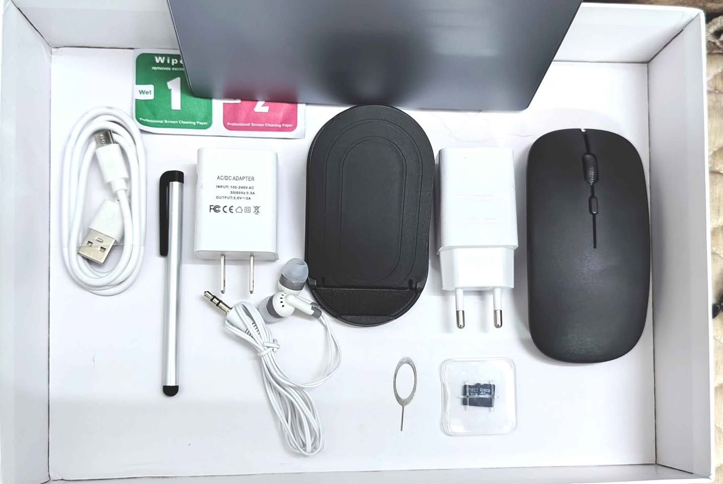 🔥 متوفر الآن 🔥

📱 جهاز Tap6 Pro
✨ بمواصفات قوية وتصميم يشبه Xiaomi Pad 6

📏 حجم الشاشة: 10 إنش
💾 الذاكرة: 512GB
⚡ نظام التشغيل: أندرويد 13
📶 يدعم شريحة SIM
🔌 شحن Type-C سريع

🎁 الملحقات المجانية:
⌨️ كيبورد وايرلس
✏️ قلم لمس
🖱️ ماوس بلوتوث
📱 ستاند مع حافظه موبايل
💽 رام 128GB
🔌 شاحنه عدد 2 شاحن للتاب و للكيبورد 
🎧 سماعة واير
🔋 كيبل شحن
🛡️ لاصق شاشة

💥 بسعر 115 ألف شامل التوصيل لكافة المحافظات 💥 بغداد, العراق


**إذا كنت صاحب هذا الإعلان وتريد حذفه لأي سبب، رجاءا أرسل رسالة إلى الدعم الفني**