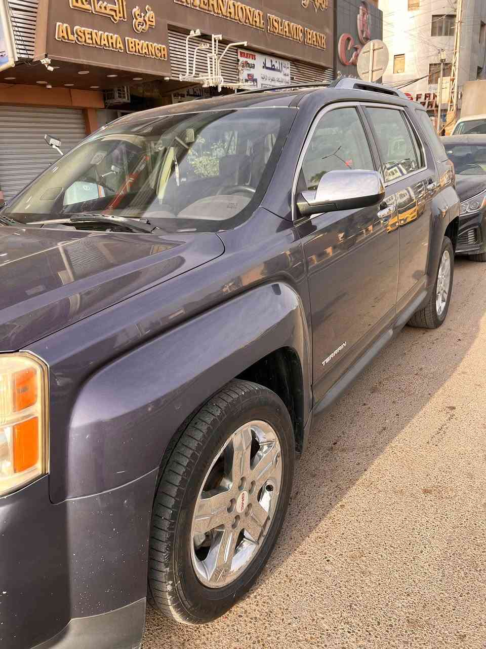 السلام عليكم اخوان
جي ام سي تيران 2013 خليجي وكالة المنصور
سيارة جديدة
ماشية 139 الف كيلو متر
مكفولة كفالة عامة من الصبغ ماعدا قطعة صغيرة بل تكمة اثر جراد
سيارة SLT فول 
محرك ٦ سلندر 
فور ويل
تدفئة كشنات
سلايد 
جنطة كهرباء
تشغيل عن بعد
ويل ١٨ كروم مع تخم تاير جديد كونتنتال
حدادية كلهة اصلية وجديدة
السيارة عليهة صيانة كاملة ومناقصهة اي شي حتة جيك مبيهة
مكان السيارة بغداد الكرادة 
***********
السعر 145 ورقة
