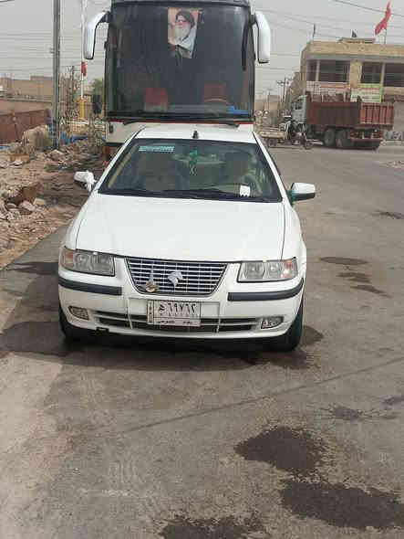 السلام عليكم 
سمند موديل (2012) كفاله عامه السياره نضيفه كدام عينك خير من الله ماناقصه اي شي حداديه جديده تخم تاير نضيف السياره كدام عينك  السعر (٥٥) ورقه وبي مجال للطيبين
*********** متواجد عله الخاص
