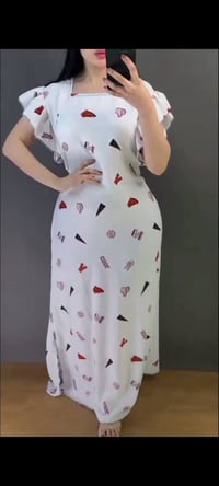 ملابس • عرض خاص • أقل من سعر الجملة