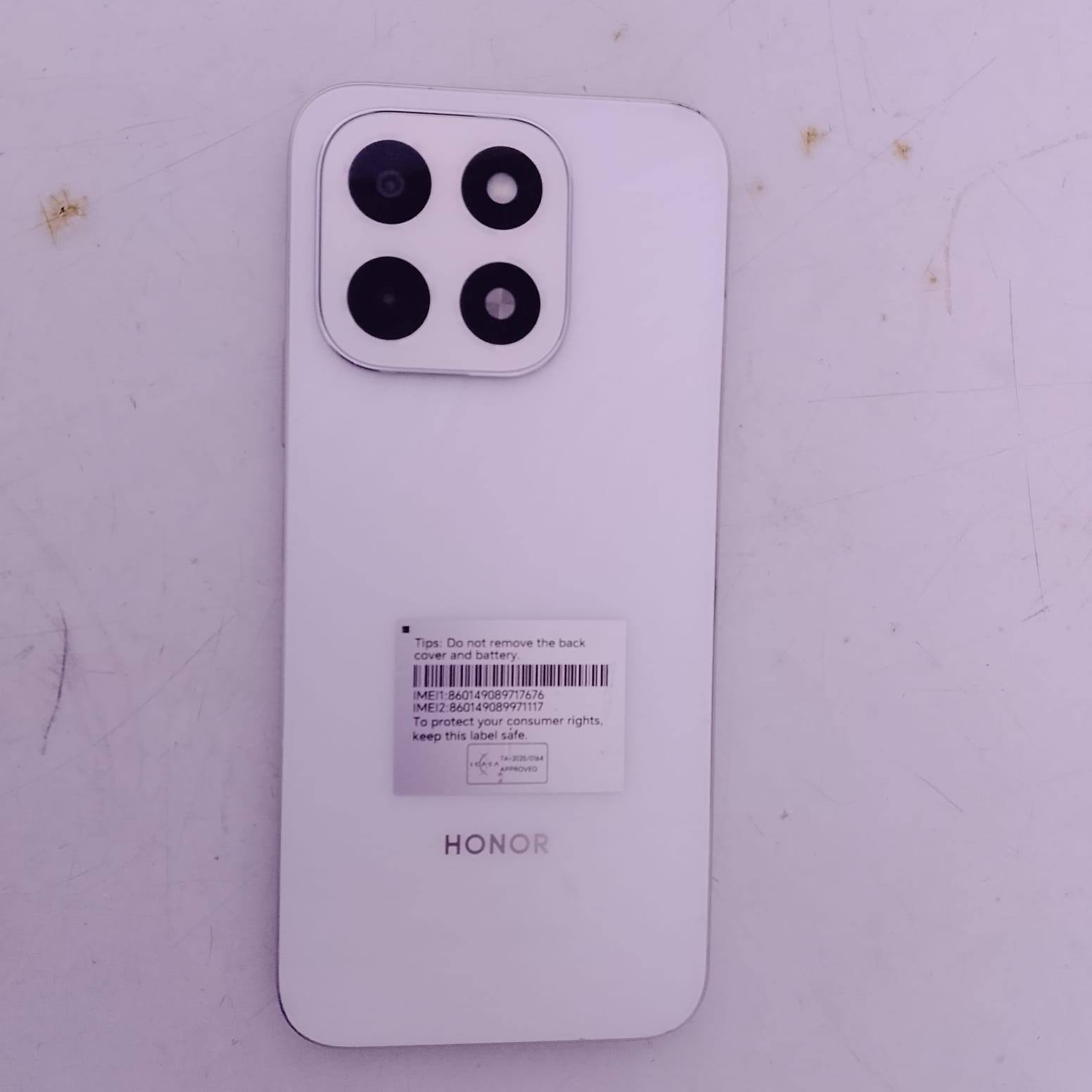 السلام عليكم جهاز للبيع السعر 120 وبي مجال كارتون موجود شاحنه ***********
