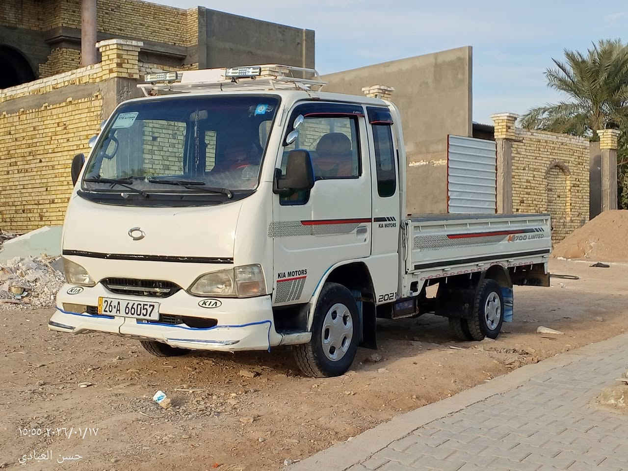 سامسونك موديل 2000 سياره جاهزه منكل النواحي السعر المطلوب 48 وبيه مجال قليل او مراوس حسب القناعه كير مكينه مكفولات اتخم تاير كهربايت كله شغال رقم انكليزي العنوان واسط كوت مركز مدينه الهاتف أو وتساب ***********
