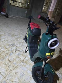 دراجة شحن • ٥ بطاريات • بصمة ريموت