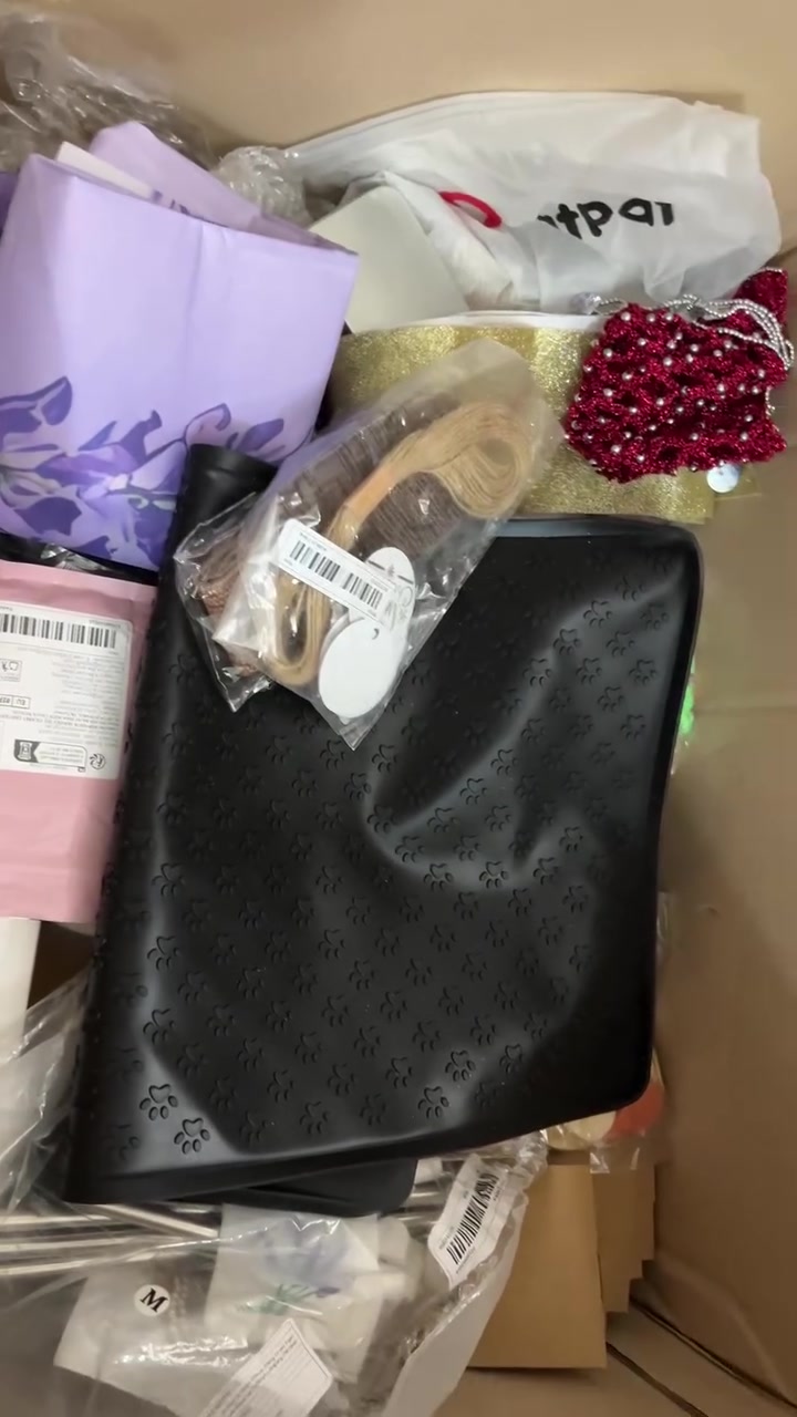 كارتون غراض شلعه مليانه غراض سعر الكارتون ٣٠ الف


**إذا كنت صاحب هذا الإعلان وتريد حذفه لأي سبب، رجاءا أرسل رسالة إلى الدعم الفني**